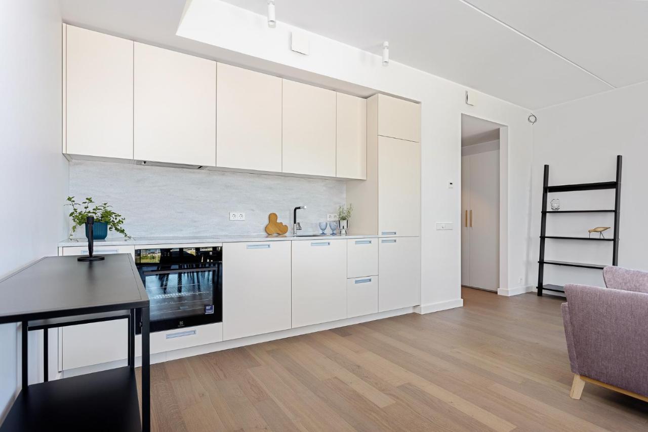 Sea View Family Apt In Unique Kalaranna District Tallinn Dış mekan fotoğraf