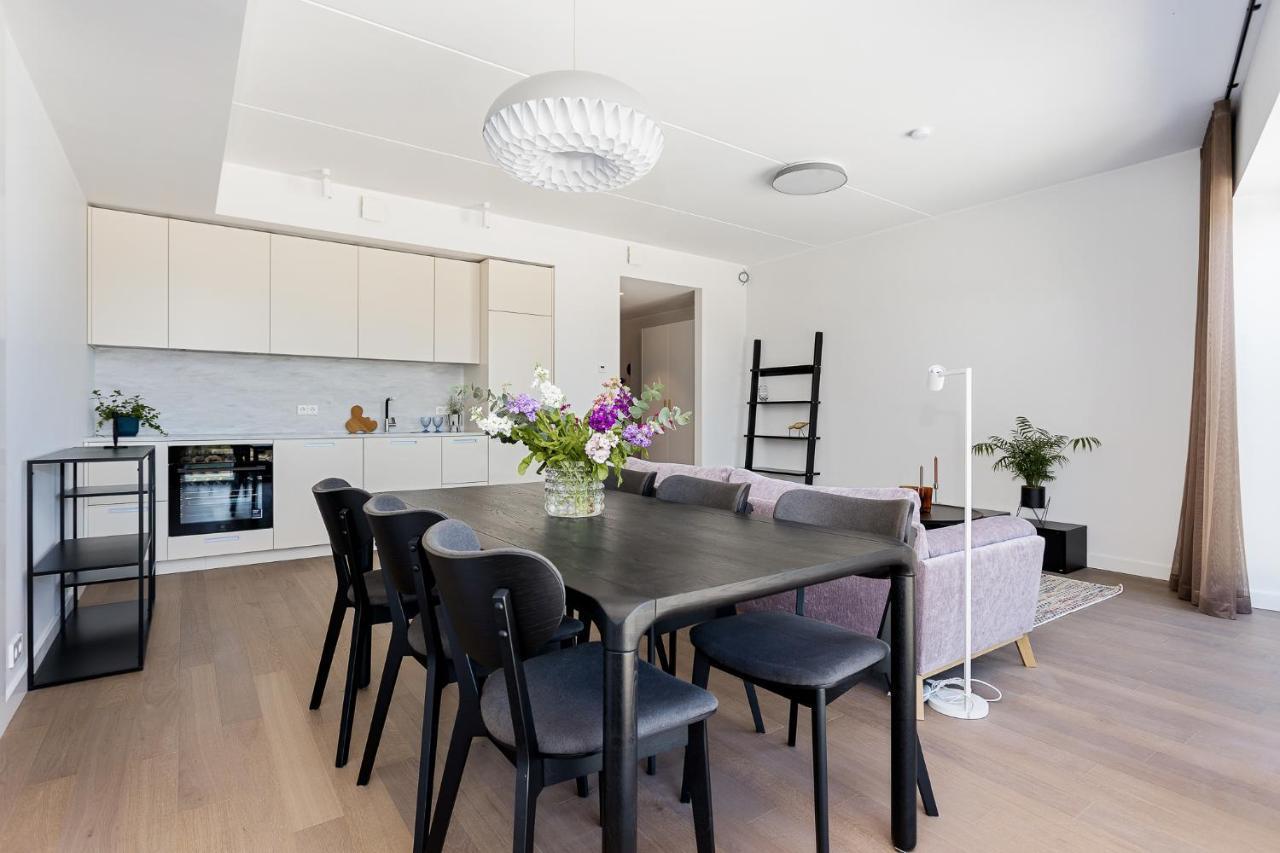 Sea View Family Apt In Unique Kalaranna District Tallinn Dış mekan fotoğraf